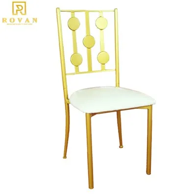 Silla de metal con respaldo cuadrado dorado de lujo para bodas